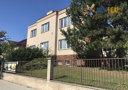 Pronájem komerčního prostoru v Tišnově - 105214