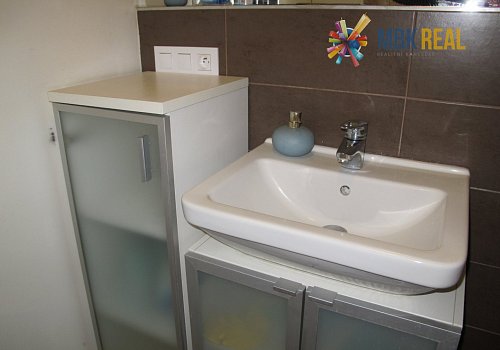 Pronájem bytu 2+kk s terasou PRONAJATO! - 99048